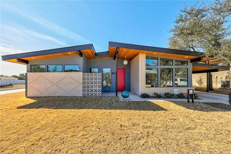 401 Starlight Village — Designer >>---> Austin, TX | Mid century modern